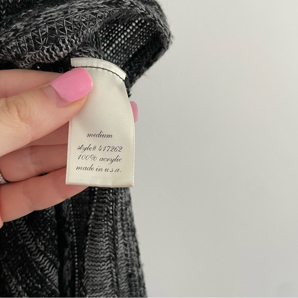 Striped Knit Cowel Neck Sleeveless Top - Picture 3 of 6